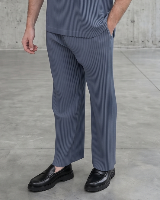 Pleated Trousers — Grey